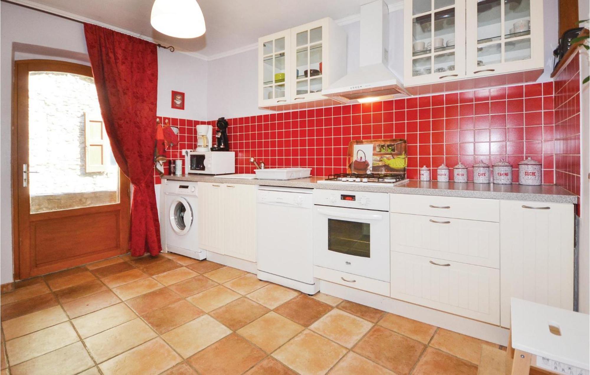 2 Bedroom Nice Apartment In Les Salles-Du-Gardon Soustelle Kültér fotó